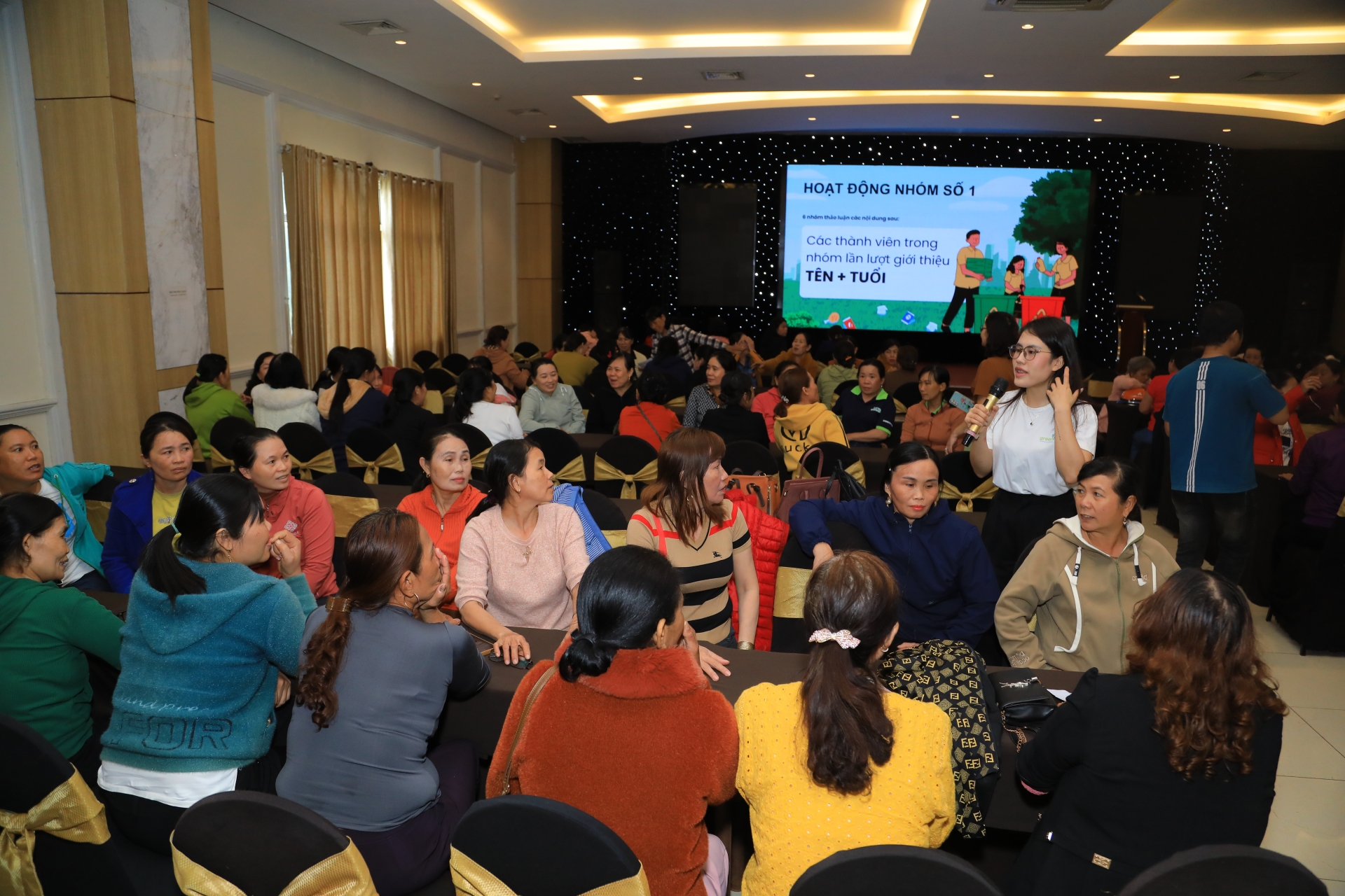 GreenHub nâng cao năng lực nhóm phụ nữ thu gom rác tái chế 